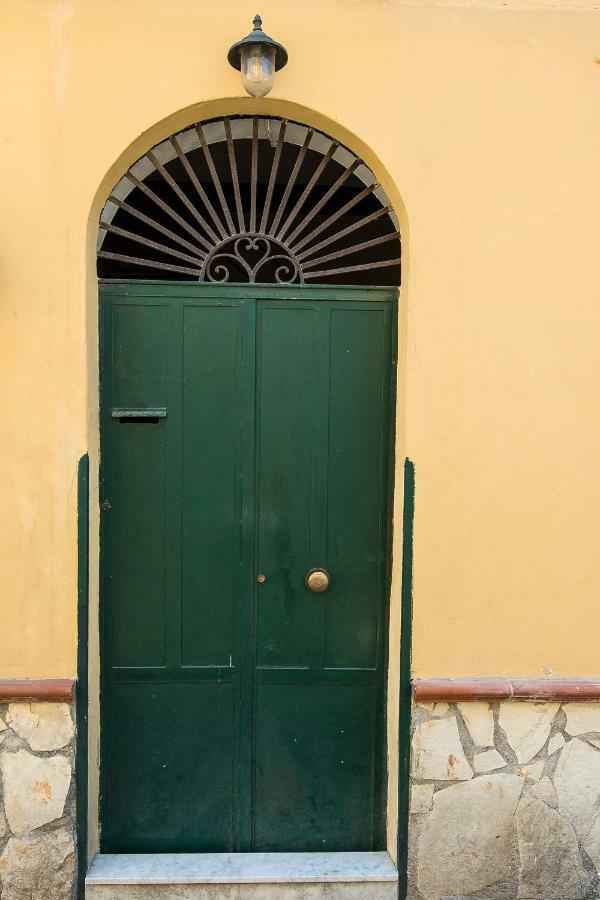 De Valois Apartment Palermo Esterno foto